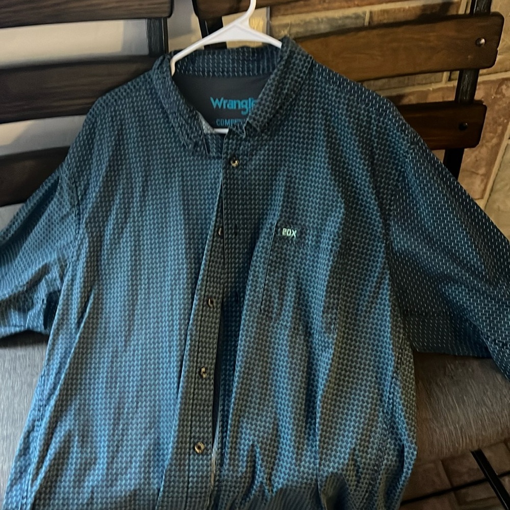 Wrangler 20x long sleeve button up 2xl